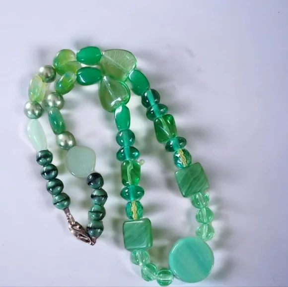 Vintage Glass Bead and Faux Pearl Beaded Necklace - Picture 3 of 16